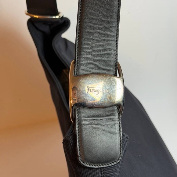 Salvatore Ferragamo Vala Shoulder Bag Nylon Black - Picture 6 of 11